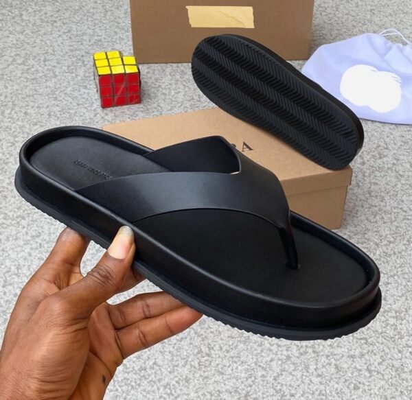 Men’s Leather Flip-Flops | Premium Comfort & Style