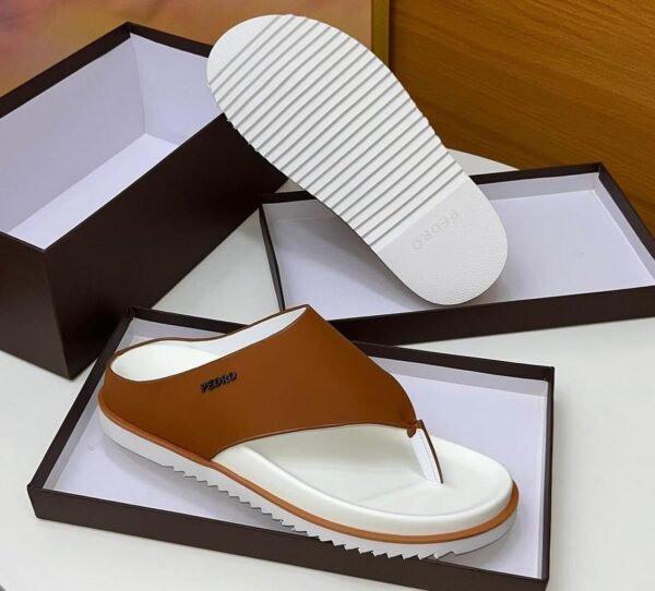 PEDRO Slides | Minimalist Comfort & Everyday Style