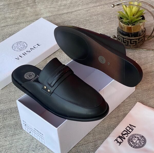 Versace Medusa Leather – Iconic Italian Luxury