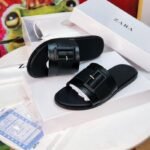 Flat Buckle – Minimalist Elegance & Modern Design