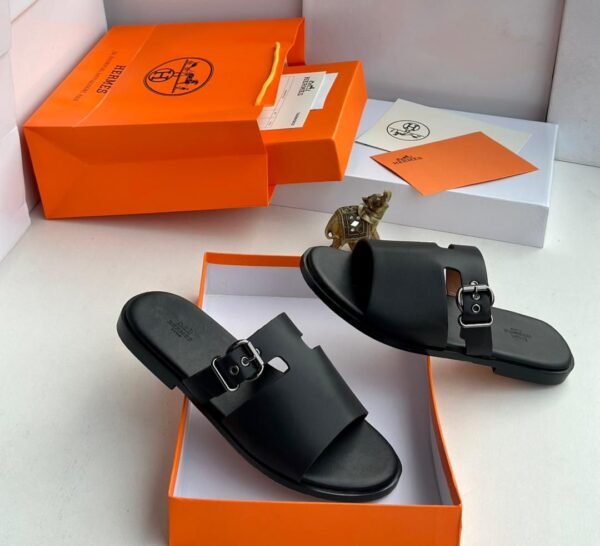 Hermès Black Leather Buckle H-Strap Slides - Classic Luxury Sandals