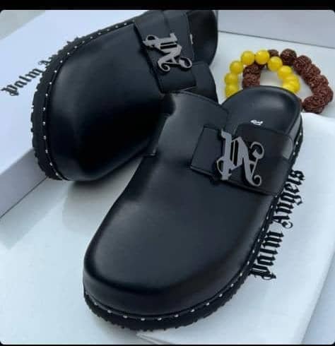 Palm Angels Black Leather Logo-Plaque Studded Mules Palm Angels Black Leather Logo-Plaque Studded Mules