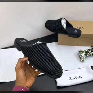Zara Black Ribbed Square Toe Mules