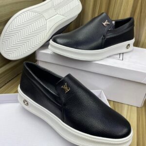Louis Vuitton LV Pacific Loafer in Black Grained Calf Leather