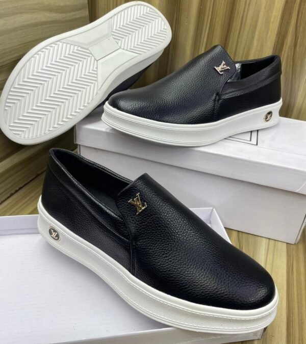 Louis Vuitton LV Pacific Loafer in Black Grained Calf Leather