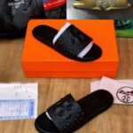 Hermès Men's Black Crocodile-Effect Leather Palm Slippers