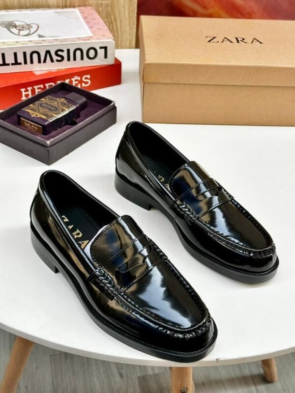 Black Men’s Loafers