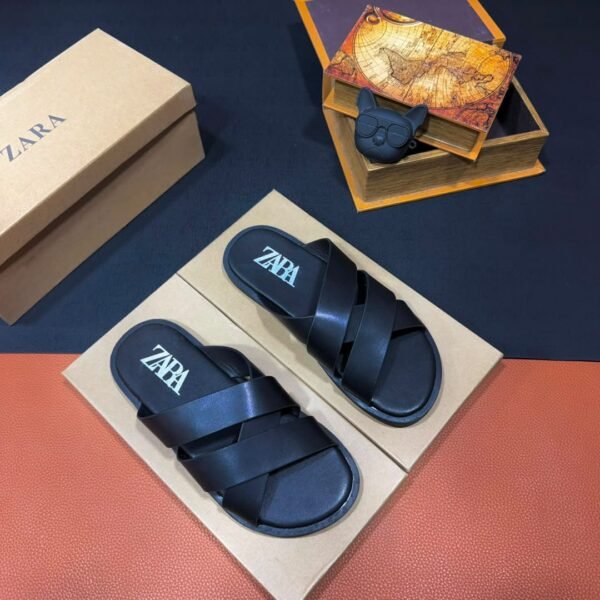 High-quality white slide sandals with brown sole, presented in an open shoe box, Jsfootis